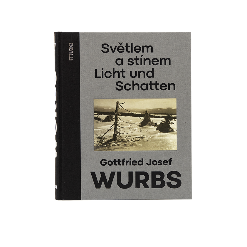 Die Monografie des Fotografen Josef Wurbs trägt den Titel "Světlem a stínem / Licht und Schatten".