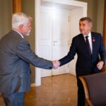 Präsident Petr Pavel hat den designierten Premier Andrej Babiš am Mittwoch auf der Prager Burg empfangen, um über das Programm der künftigen Regierung zu sprechen. 