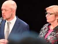 Der tschechische Geschäftsfüher Tomáš Jelínek und die bisherige deutsche Geschäftsführerin Petra Ernstberger.