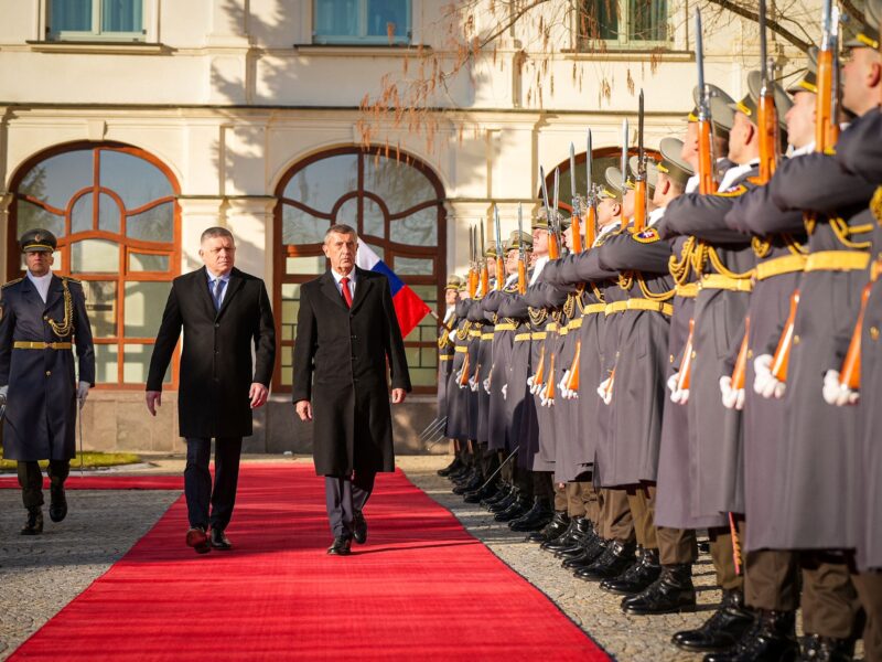 Premierminister Andrej Babiš auf erster Auslandsreise in der Slowakei
