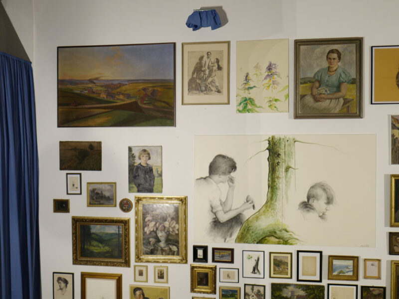 Troppau: Ausstellung „Keine Glocken läuten” erinnert an Vertreibung Sudetendeutscher vor 80 Jahren