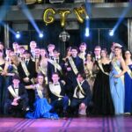 Die Schülerinnnen und Schüler der Abschlussklassen 4N und 8G