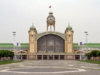 Der Industriepalast vor dem Brand 2008.