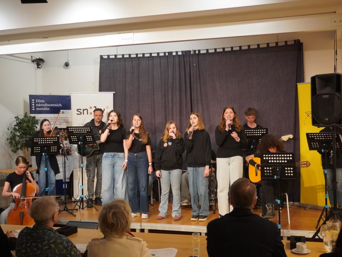 Beim 23. Rezitationswettbewerb ,,Rabe Ralph“ beweisen Schülerinnen und Schüler ihr musikalisches und schauspielerisches Talent.