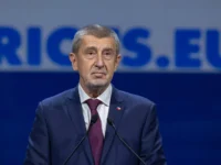 Unternehmensbeteilligungen von Premier Babiš: EU-Kommission fordert weitere Antworten
