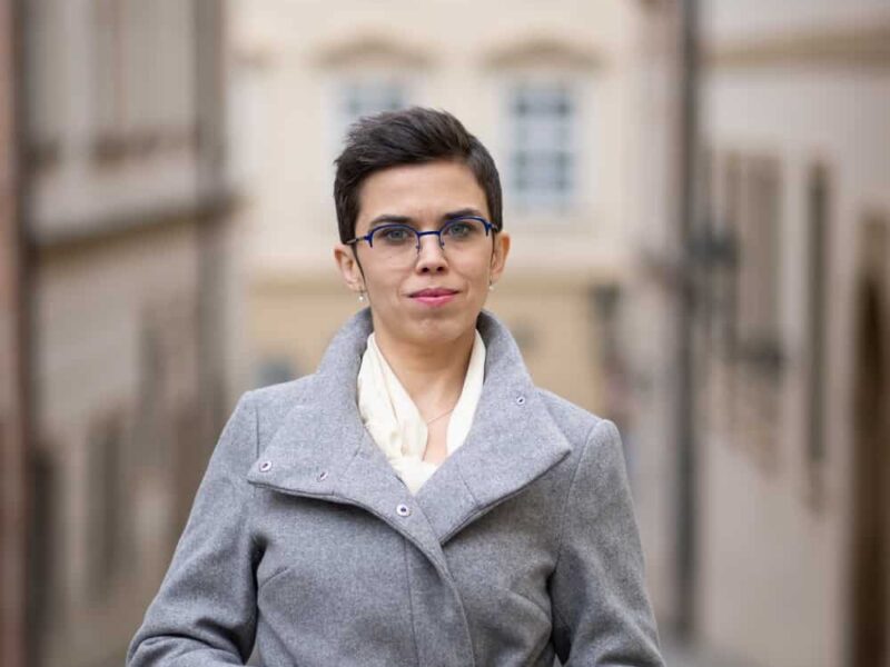 Die Fraktionsvorsitzende der tschechischen Piraten-Partei im Prager Abgeordnetenhaus, Olga Richterová.