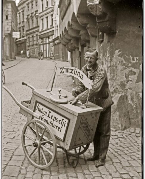 Der Eisverkäufer Anton Lepschi.