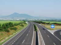 Die tschechische Regierung will die jährliche Preisanpassung bei der Autobahnvignettte abschaffen.