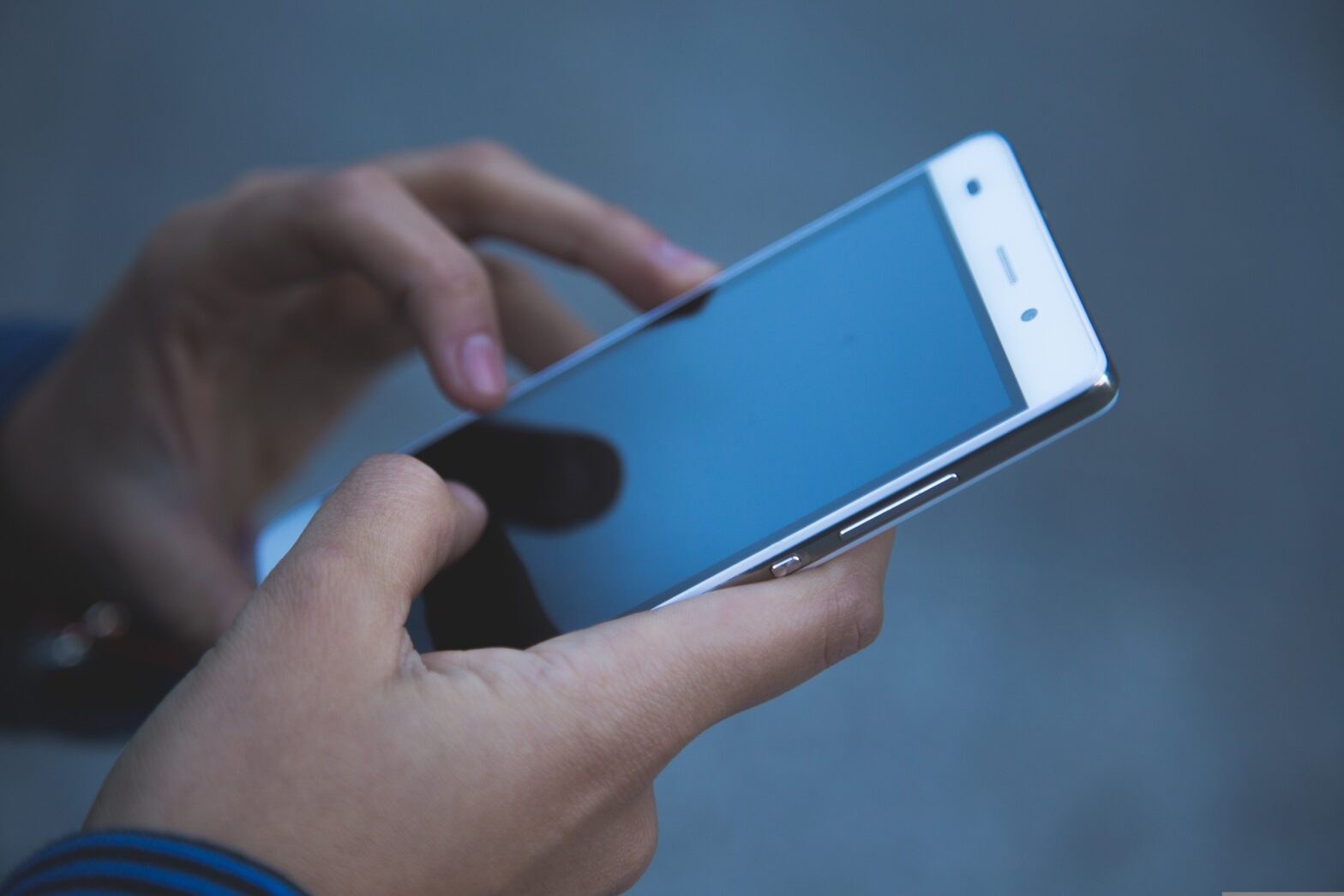 Smartphones sollen an tschechischen Schulen bald nicht mehr erlaubt sein.