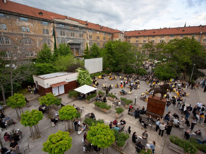 Prager Kulturzentrum Kasárna Karlín wird saniert