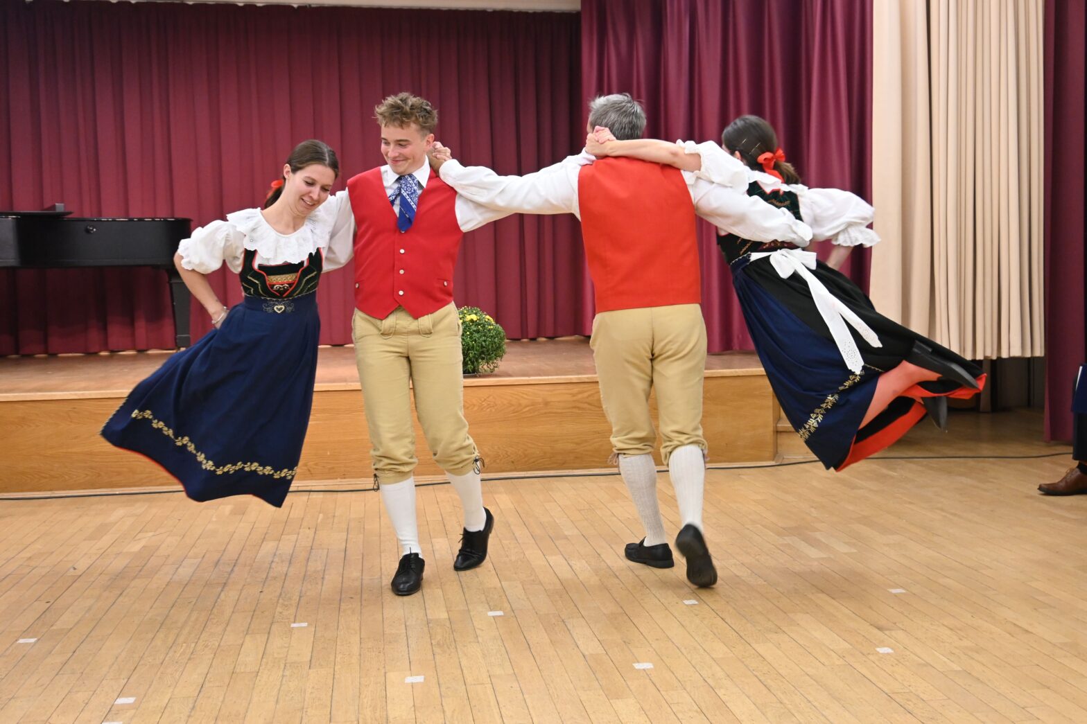 Der Auftritt der Schönhengster Volkstanzgruppe gehört zum traditionellen Programm der Kulturtage in Mährisch Trübau.