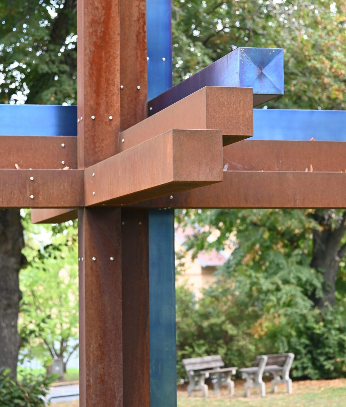 Das Versöhnungskreuz am Weißen Berg in der Nähe der Allee der tschechischen Exilanten.