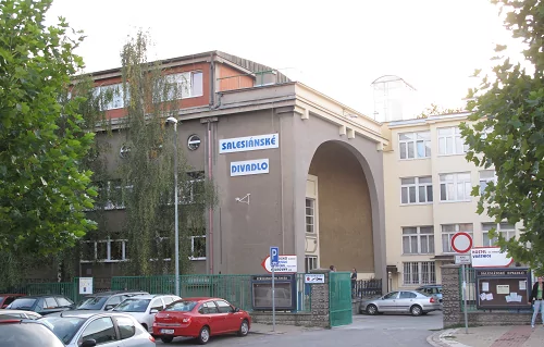 Foto: Selesianer-Theater in Prag - Bild: Commons/Dezidor