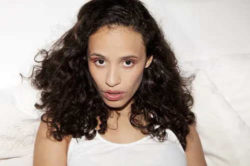 Foto: Joyce Muniz - Bild: Saskia Nadi