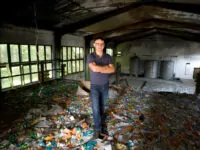 Jan Vokurka in seiner Sauerbrunnenanlage in Maffersdorf / Foto: Archiv Firma Kitl