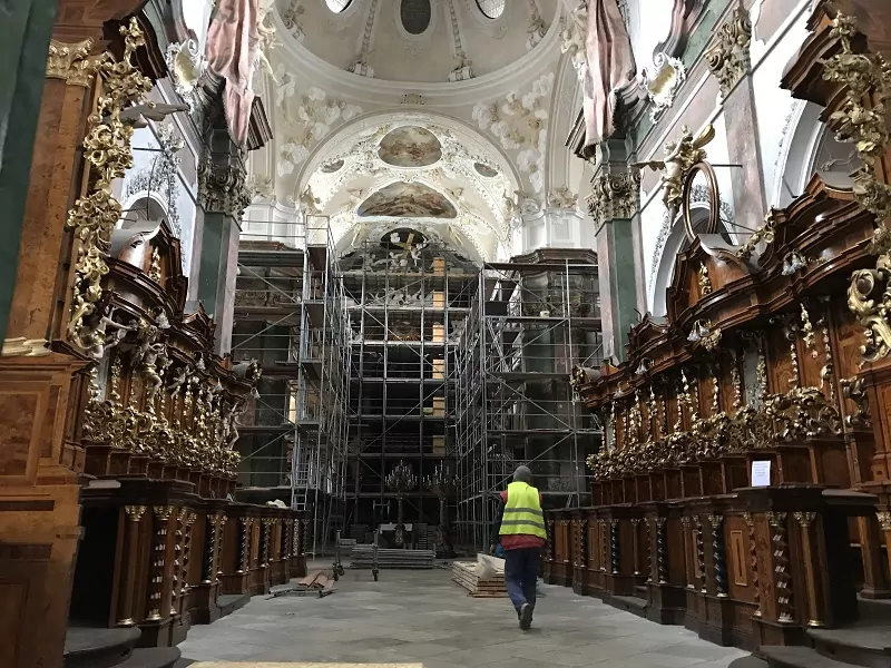 Blick in die eingerüstete Klosterkirche Ossegg (Osek), Foto: Steffen Neumann