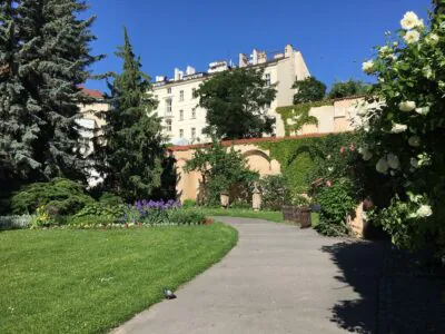 Der vielfältige Vojan-Park - Foto: Friederike Aschhoff