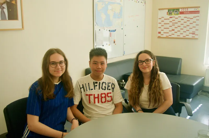 Isabella Krystjonczuk, Manh Huy Phuong und Lilli Boucniková (v.l.), Foto: Friederike Aschhoff