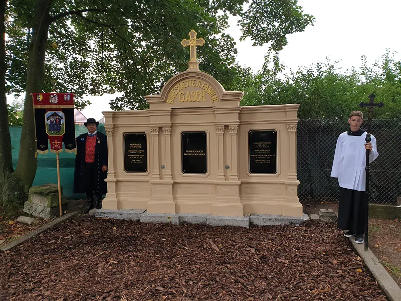 Die Grabstätte der Unternehmerfamilie Gasch auf dem Friedhof von Chodau (Chodov), Foto: Richard Šulko