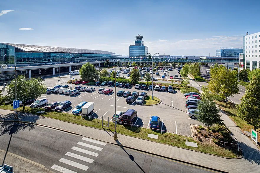 Deutsche Staatsbürger können ihr Auto noch bis Freitag vom Prager Flughafen abholen - Foto: Letiště Václava Havla Praha