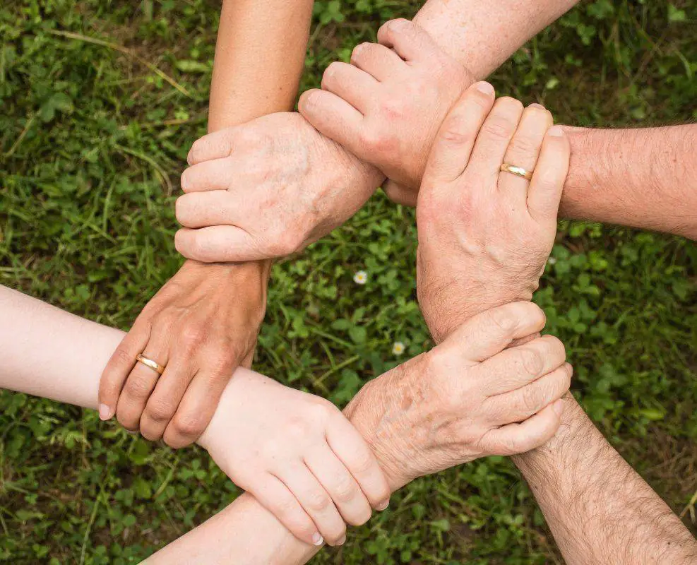 Der deutsch-tschechische Zukunftsfonds stellt weitere Hilfsgelder für Vereine und Organisationen im deutsch-tschechischen Grenzgebiet bereit. Foto: Pixabay
