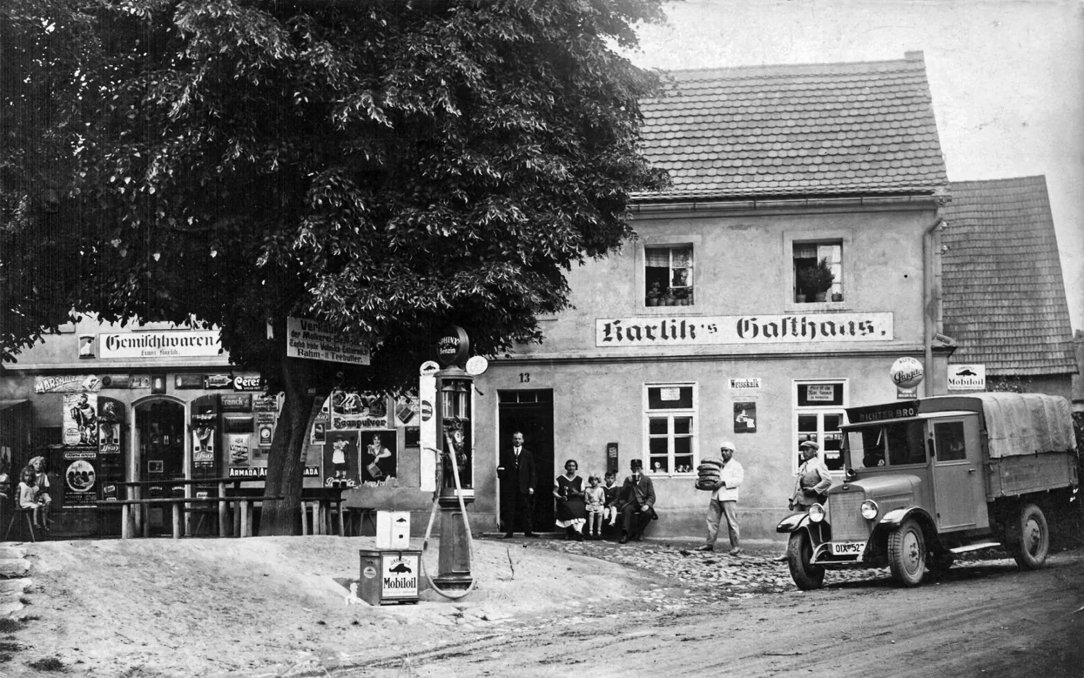 Ansicht von Oberwessig (Horní Vysoke), zu sehen in der Fotoausstellung „Das verschwundene Sudetenland“. Foto: TDKT