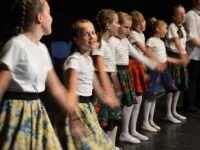 Kinderauftritt "Kinder wollen lustig sein" - Gemeinschaft schlesisch-deutscher Freunde im Hultschiner Ländchen. Foto: Anna Treutlein