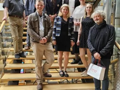 Die diesjährigen Preisträgerinnen und Preisträger des Wettbewerbs "Buch des Jahres der Reichenberger Region" (Kniha roku Libereckého kraje). Foto: Liberecký kraj