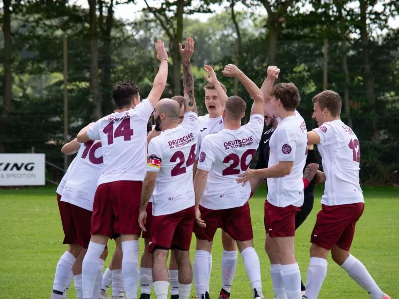 Bei der EUROPEADA, der Fußball-Europameisterschaft der nationalen Minderheiten, belegte die Auswahl der deutschen Minderheit aus Tschechien den 14. Platz. Foto: Alžběta Bartáková