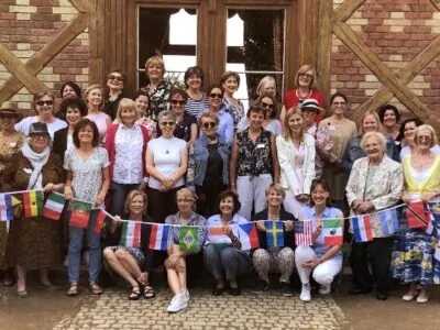 Leslie Nicholson: „Es ist nicht einfach, eine Gruppe zu finden“